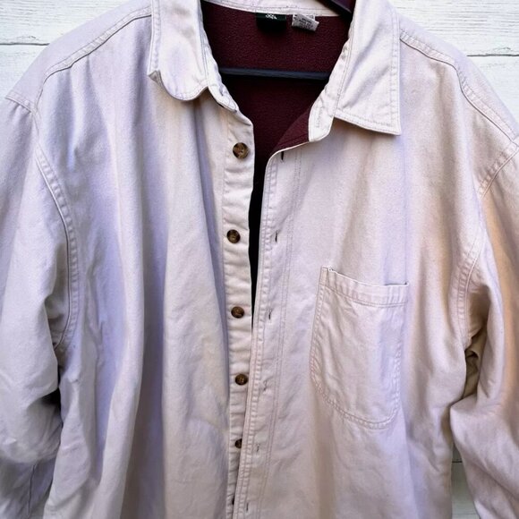 Cream and Red Lightweight Shirt Jacket - Picture 3 of 13